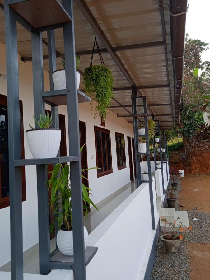 Hill Rock Apartment Idukki Bagian luar foto